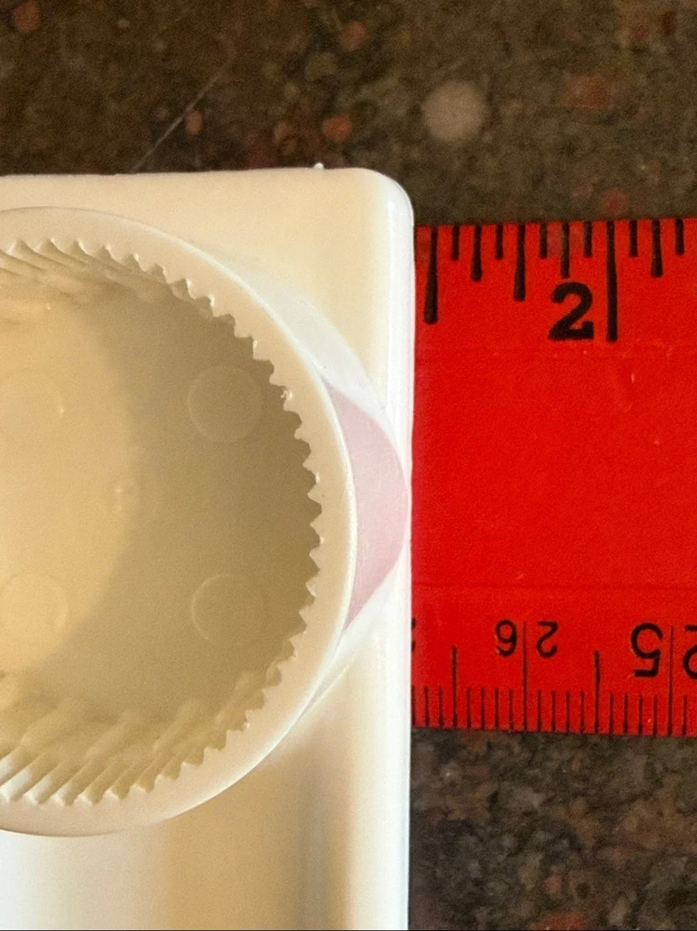 Pampered Chef Easy Opener #2590 retired bottle opener, magnetic back, white EUC